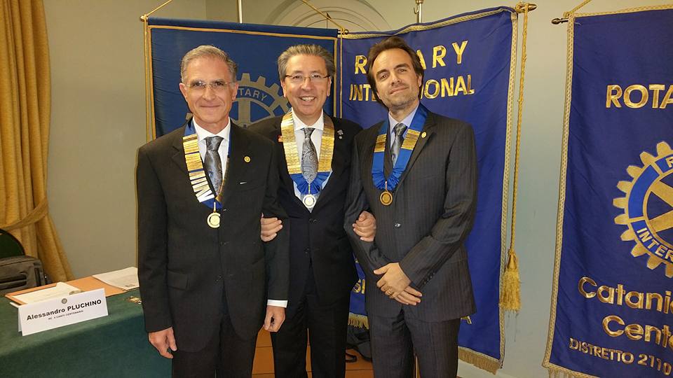 110 - Presenze del Governatore - Visita ufficiale ai RRCC Catania Nord e Catania 4 canti Centenario - Catania 19 dicembre 2015/001.jpg